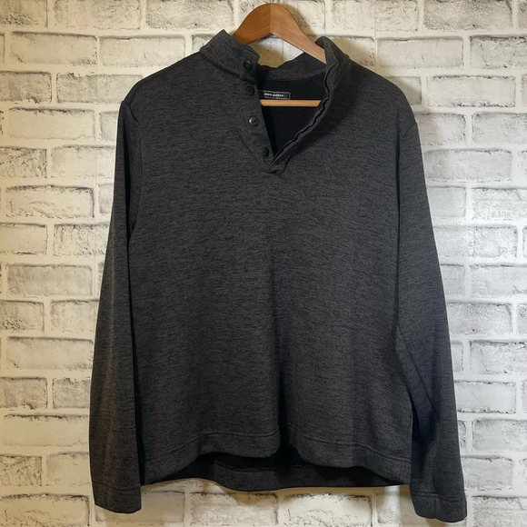 Men’s Greg Norman dark gray 1/4 button pullover Sweater Size medium - Picture 1 of 3